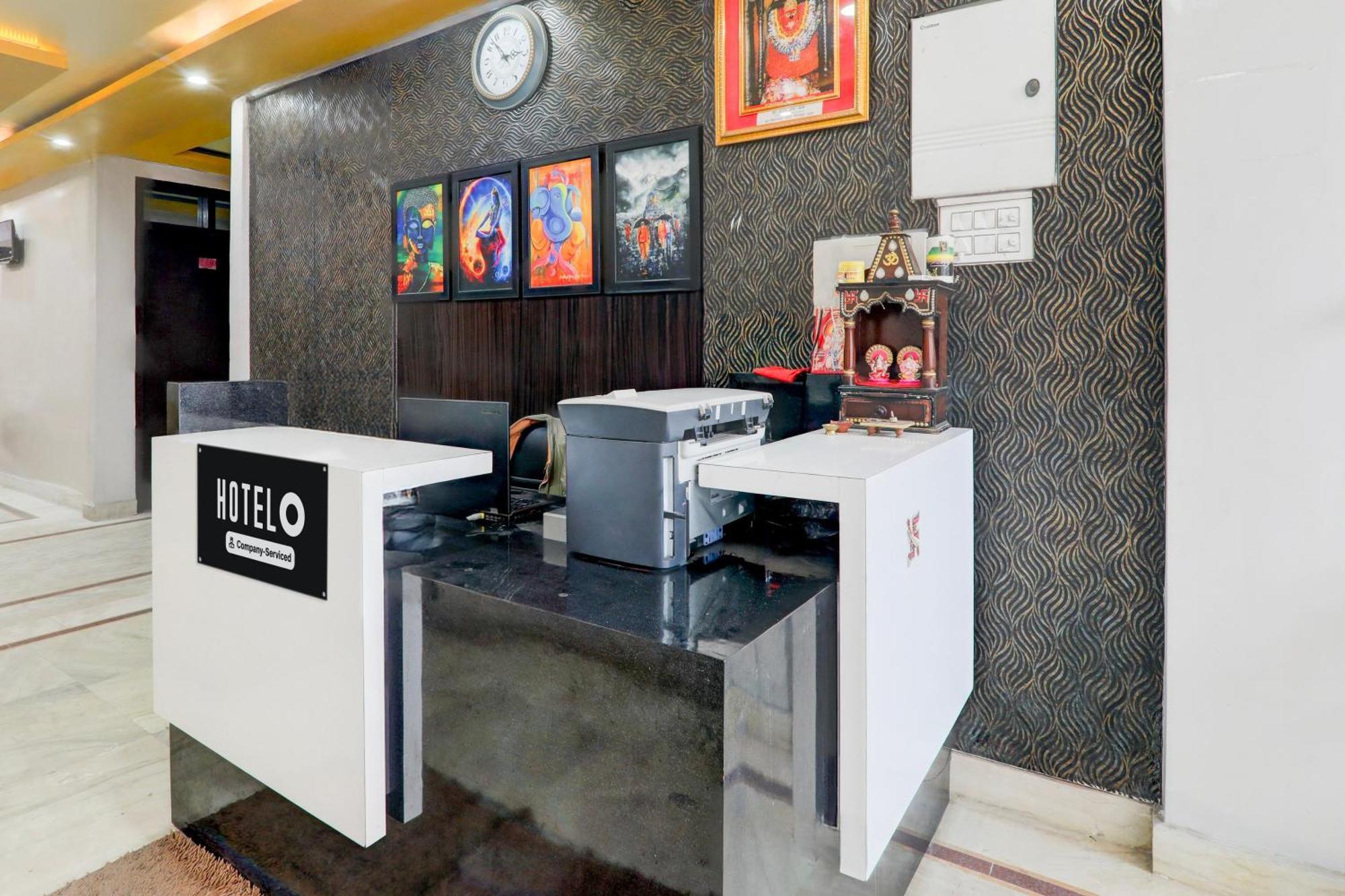 Super Hotel O Insaf Nagar Munshipuliya Formerly Vibrant Chinhat Екстер'єр фото